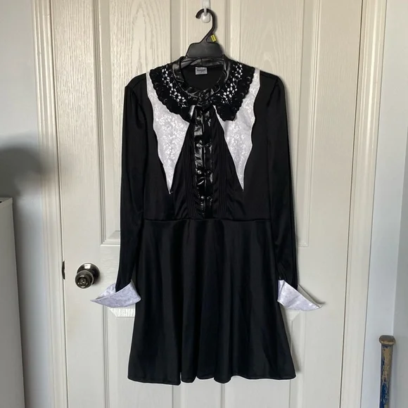 Wednesday Dress! - Picture 1 of 4